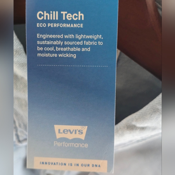 Levi's Western Button Down Shirt Size Medium MSRP $79 - Picture 3 of 4